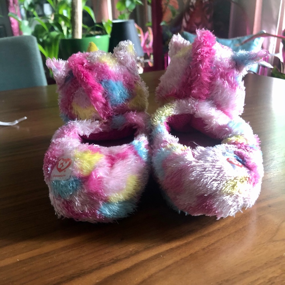 TY 🦄 slippers - Picture 2 of 7